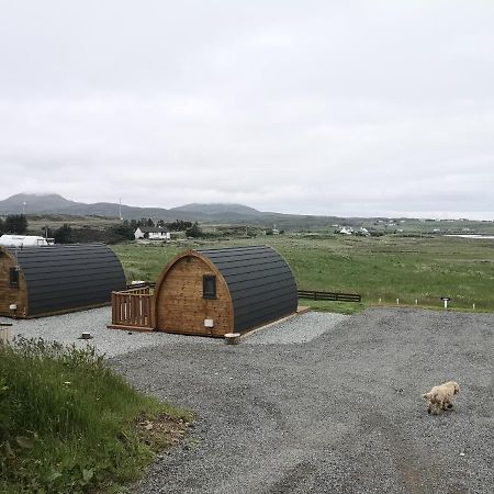 Lochview Pods Apartment Harlosh Exterior photo